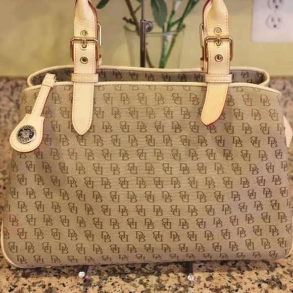Dooney & Bourke Signature Satchel Ba - Picture 9 of 9